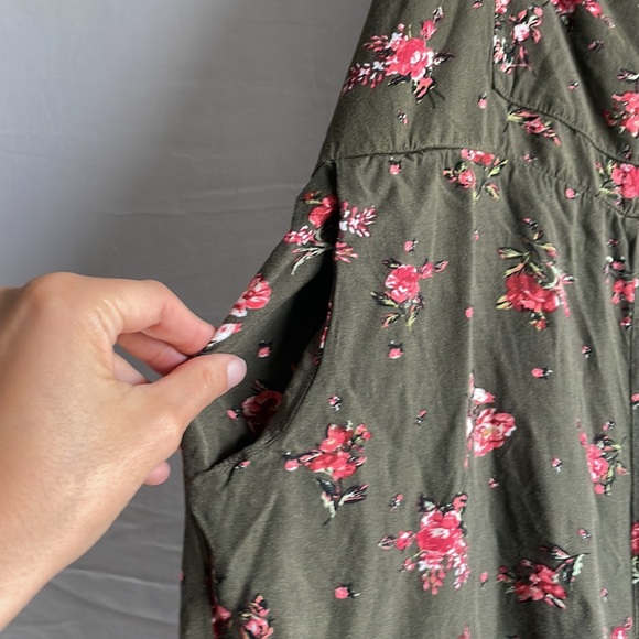 Xhileration Romper - Picture 3 of 8